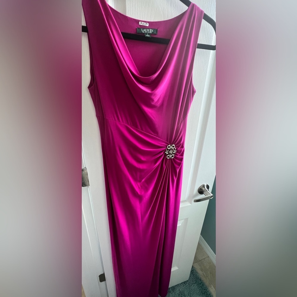 Ralph Lauren Evening Gown Size 4 (Fuscia)